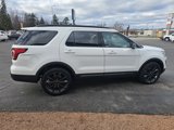 Used 2017 Ford Explorer XLT w/ Equipment Group 202A image 5