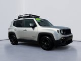 Used 2018 Jeep Renegade Latitude image 4