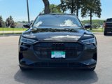 Used 2023 Audi e-tron Premium Plus image 3