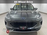 Used 2020 Ford Escape SE image 2