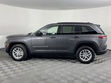 Used 2025 Jeep Grand Cherokee Laredo X image 5