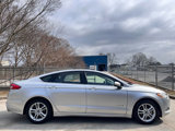 Used 2018 Ford Fusion SE image 5