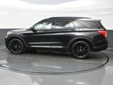 Used 2020 Ford Explorer XLT w/ Equipment Group 202A image 3