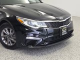 Used 2020 Kia Optima LX image 2