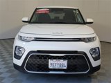 Certified 2022 Kia Soul LX w/ Technology Package image 2