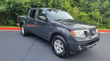 Used 2013 Nissan Frontier SV image 3