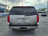 Used 2009 GMC Yukon XL SLT w/ Preferred Package image 6