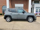 Used 2022 Jeep Renegade Sport w/ Sport Appearance Group image 4