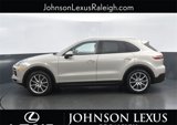 Used 2021 Porsche Cayenne image 2