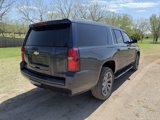 Used 2019 Chevrolet Suburban LT w/ Luxury Package image 4