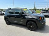Used 2022 Jeep Renegade Latitude image 2
