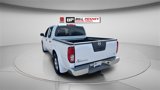 Used 2010 Nissan Frontier SE image 3