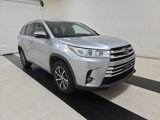 Used 2018 Toyota Highlander XLE image 2