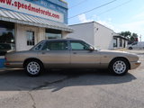 Used 1999 Jaguar XJ8 image 4