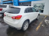 Used 2014 Mitsubishi Outlander Sport SE image 3