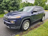Used 2016 Jeep Cherokee Sport image 2