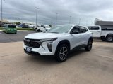 Used 2025 Chevrolet Trax RS w/ Driver Confidence Package image 4