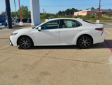 Used 2022 Toyota Camry SE image 4