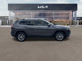Used 2019 Jeep Cherokee Latitude Plus w/ Comfort/Convenience Group image 2