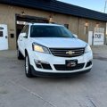 Used 2016 Chevrolet Traverse LT w/ Style and Technology Package image 3