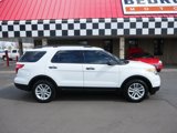 Used 2015 Ford Explorer FWD image 2