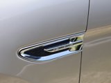Used 2018 Ford Taurus Limited image 3