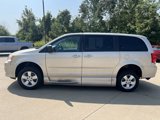 Used 2013 Dodge Grand Caravan SE image 2