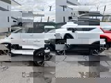 Used 2019 Volvo XC40 T5 R-Design image 6