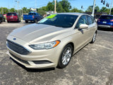 Used 2017 Ford Fusion SE w/ Fusion SE Technology Package image 2