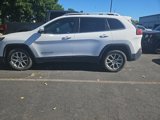 Used 2017 Jeep Cherokee Latitude w/ Cold Weather Group image 3