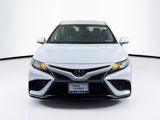 Used 2021 Toyota Camry SE image 2