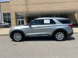 Used 2020 Ford Explorer Limited image 1