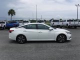 Used 2021 Nissan Altima 2.5 SV w/ SV Premium Package image 3