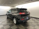 Used 2018 Jeep Cherokee Latitude w/ Cold Weather Group image 3