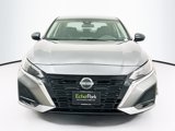 Used 2024 Nissan Altima 2.5 SV image 2