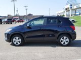 Used 2022 Chevrolet Trax LT w/ LT Convenience Package image 2