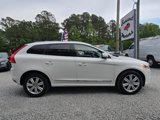 Used 2017 Volvo XC60 T5 Inscription image 4
