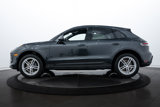 Certified 2025 Porsche Macan image 2