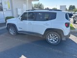 Used 2017 Jeep Renegade Latitude image 2