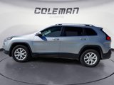 Used 2016 Jeep Cherokee Latitude w/ Comfort/Convenience Group image 2