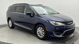 Used 2017 Chrysler Pacifica Touring-L image 3