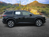 Used 2023 Nissan Rogue SV image 3