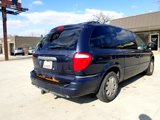 Used 2007 Chrysler Town & Country Limited image 6
