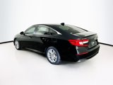 Used 2018 Honda Accord LX image 5