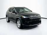 Used 2022 Jeep Compass Latitude image 3