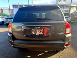 Used 2016 Jeep Compass Latitude image 4
