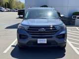 Used 2021 Ford Explorer XLT image 2