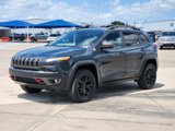 Used 2016 Jeep Cherokee Trailhawk w/ Comfort/Convenience Group image 3