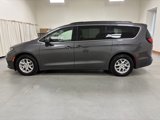 Used 2022 Chrysler Pacifica Touring-L image 5