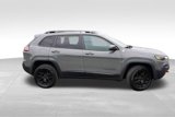Used 2019 Jeep Cherokee Trailhawk w/ Cold Weather Group image 3